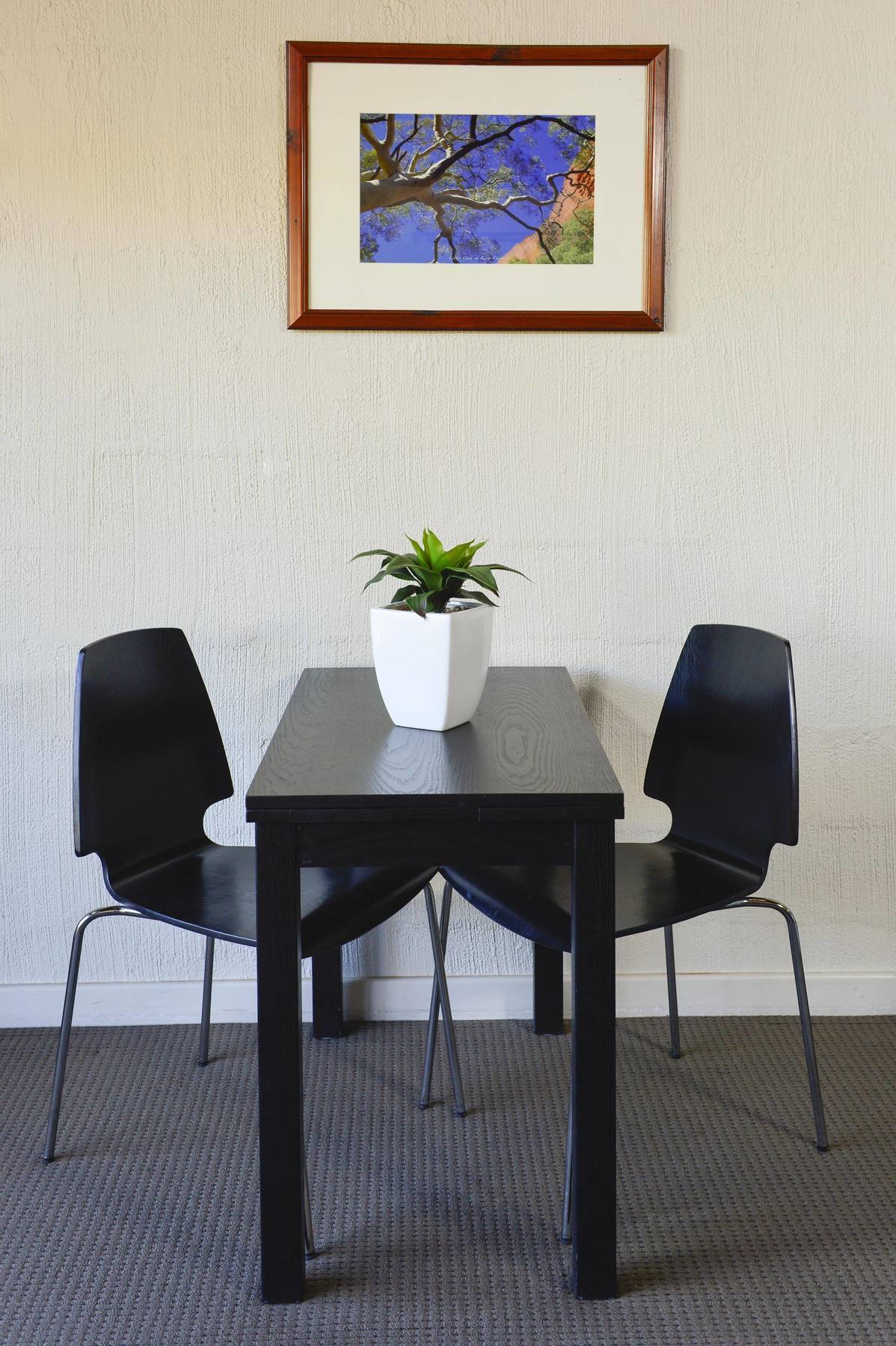 Desert Palms Motel 3*