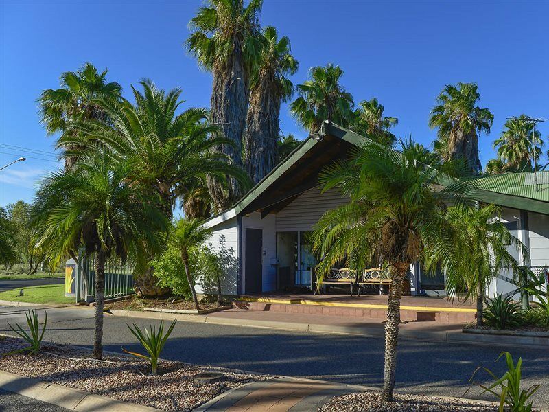 Motel Desert Palms 3*